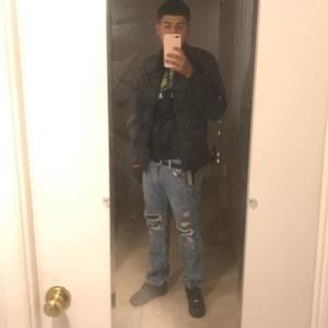 Meet your Posher, Manuel